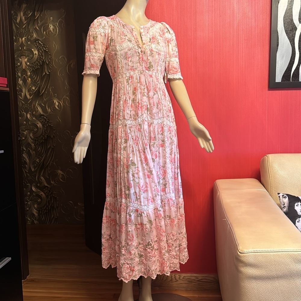 Love ShackFancy fit and flare button down midi 2